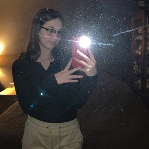 Meet your Posher, Kayla